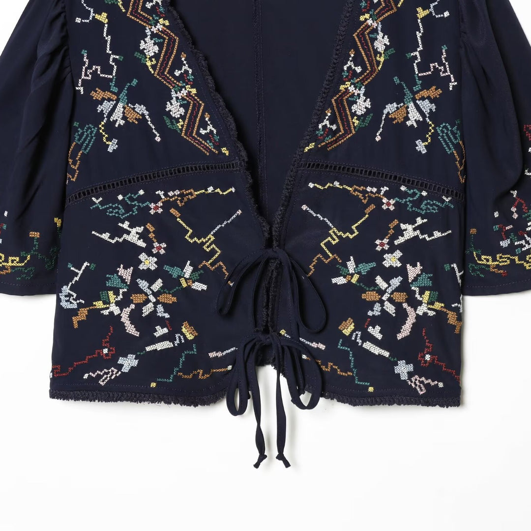 Damen kurze Bluse mit Platz für elegantes Binden Drune