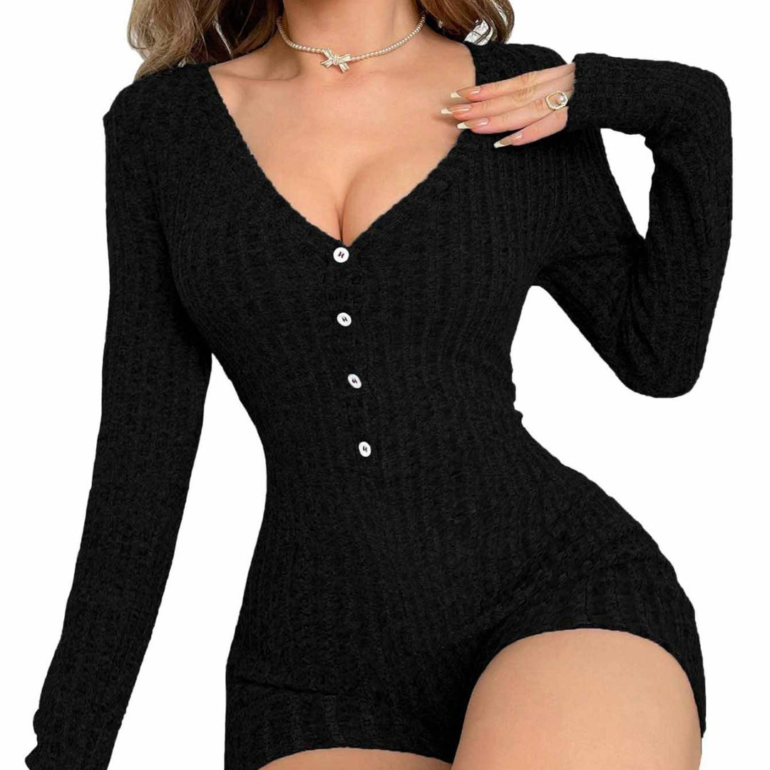 Damen Strickoverall mit tiefem V-Ausschnitt und Knopfdetails Drune