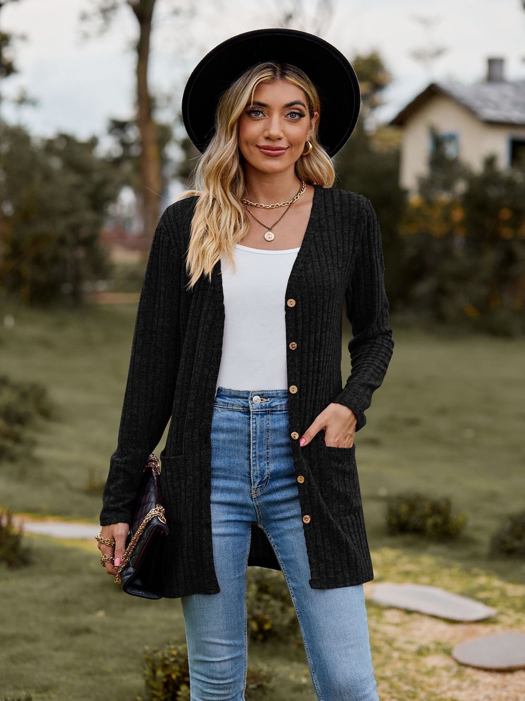 Damen Strickjacke mit V-Ausschnitt und praktischen Taschen Drune