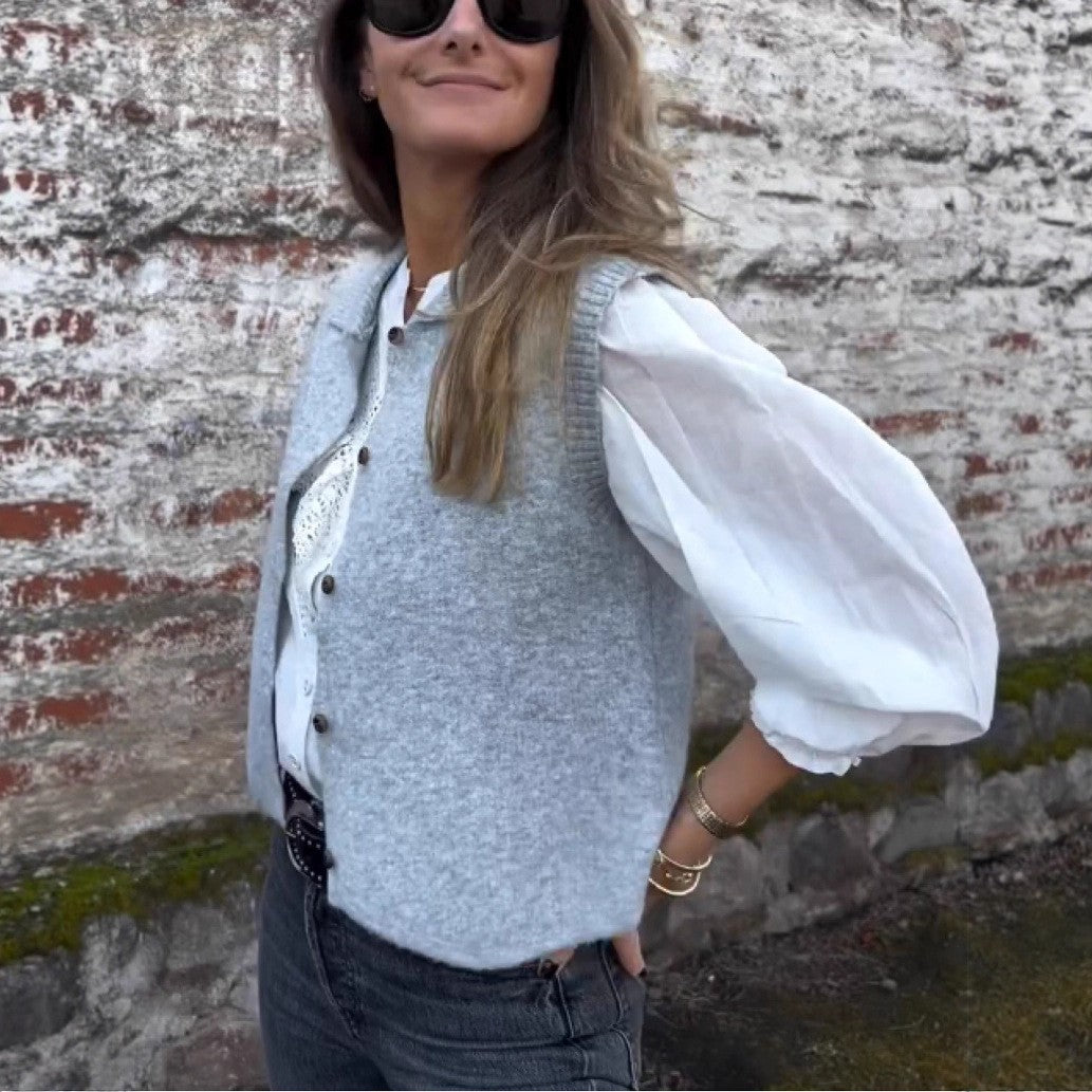 Damen Strickweste mit klassischem Kragen und modischen Knopfdetails Drune