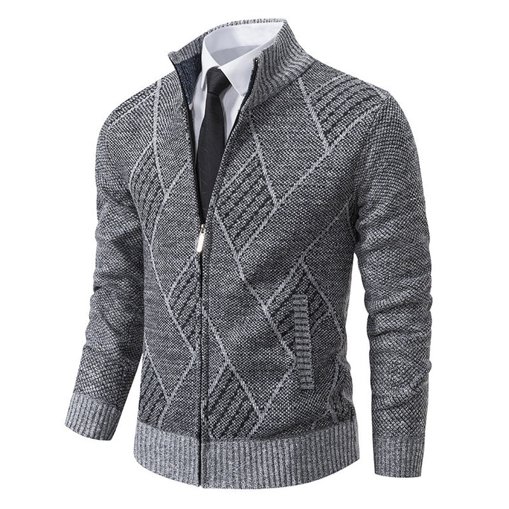 Herren modische Strickjacke mit hohem Kragen und stilvollem Zopfmuster Drune