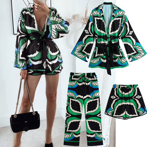 Damen stylische Shorts mit kreativem Blattmuster Drune