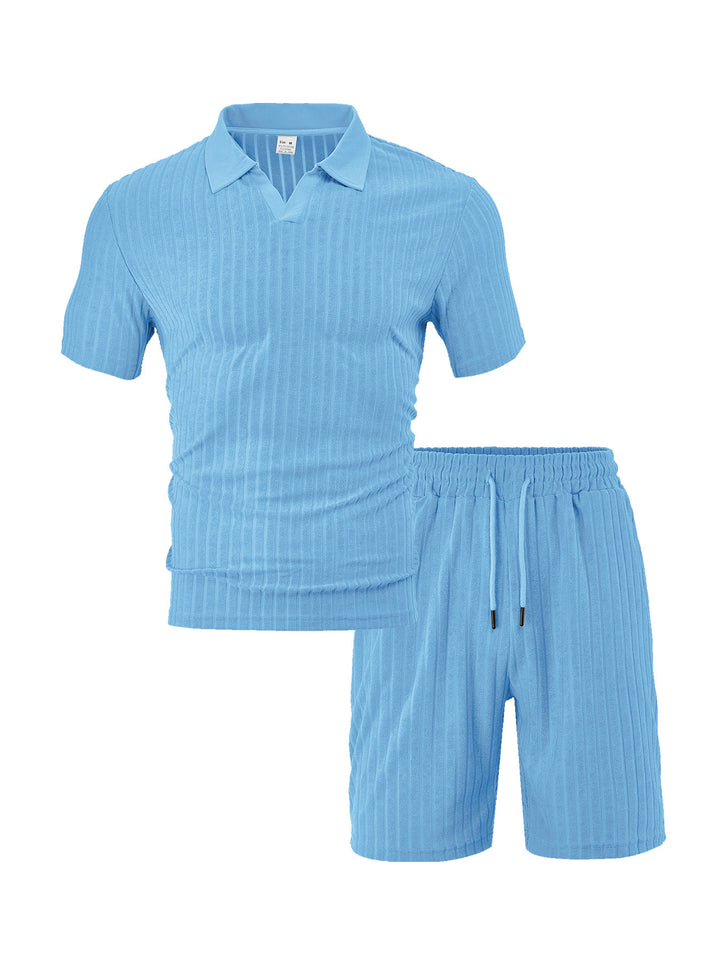 Herren nan Strick-Lounge-Ensemble mit Polokragen V‑Einsatz und Tunnelzug-Bermudas Drune