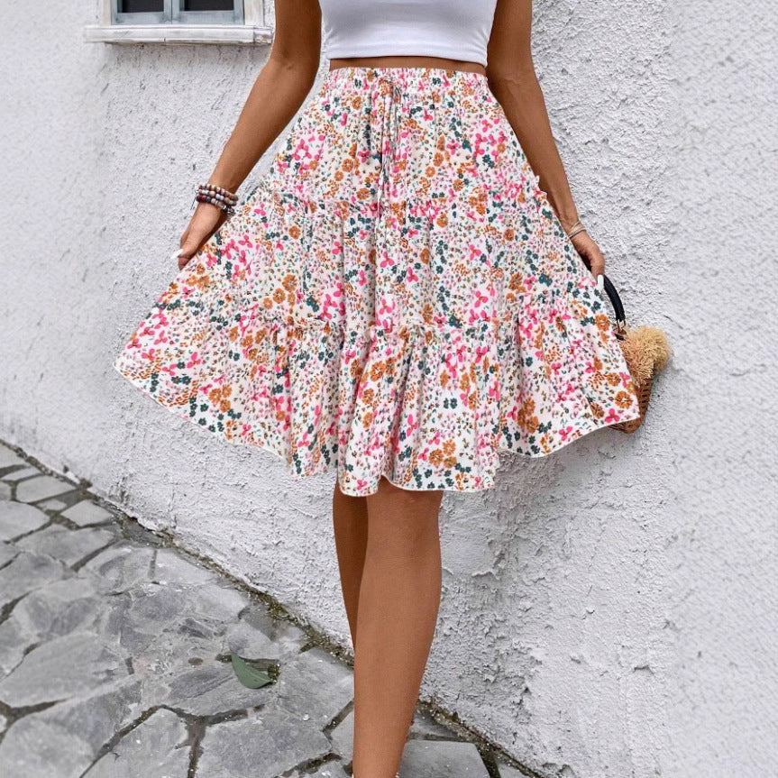Damen Sommerrock mit charmanten Volantdetails und floralem Muster Drune