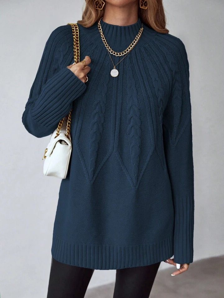 Damen Großer Strickpullover mit detailverliebtem Zopfmuster und hohem Kragen Drune