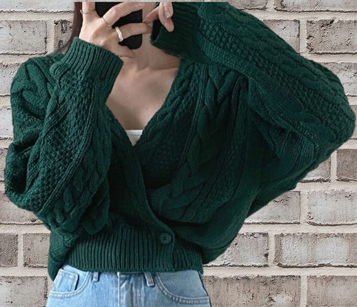 Drune | Strickjacke Lockere Passform Wollmix Kürze Länge Kabelstrick Knöpfe