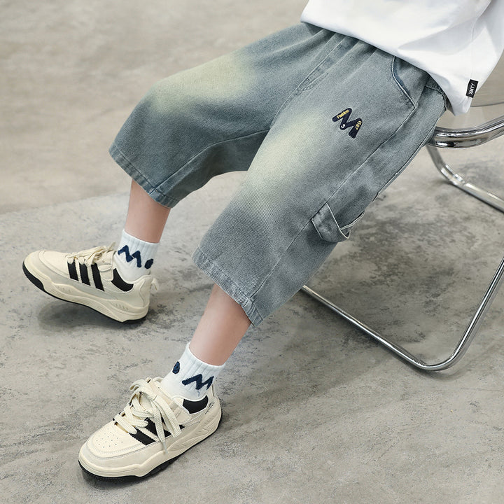 Jungen lässige Denim-Shorts mit originellem Stickmotiv Drune