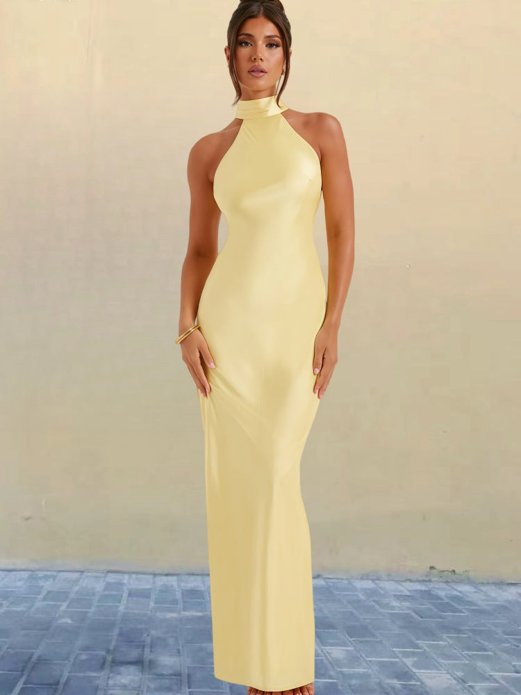 Damen Elegantes Neckholder-Maxikleid mit schlankem Schnitt und seitlichem Schlitz Drune