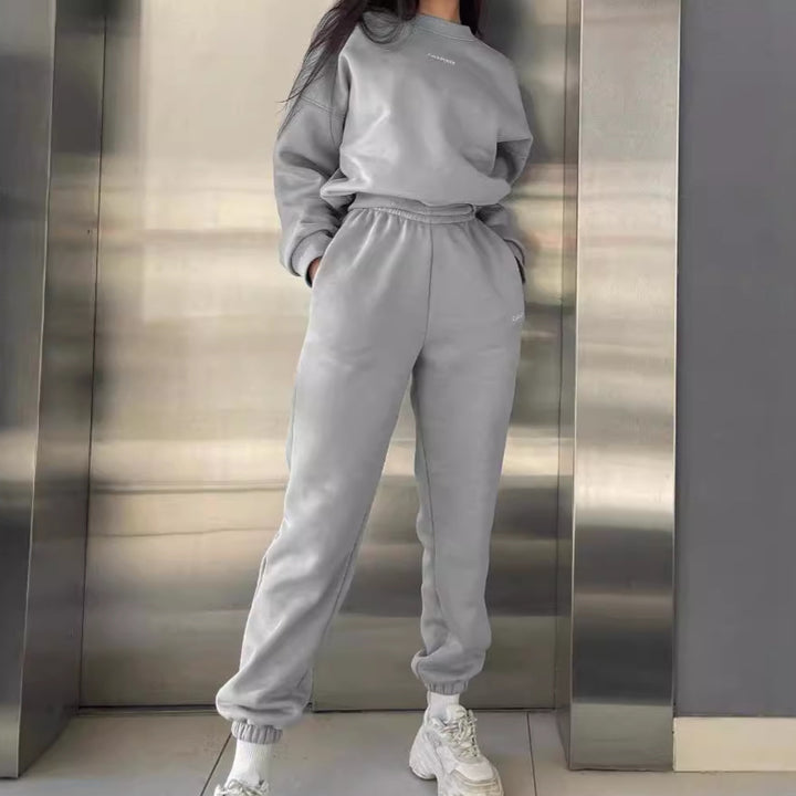 Damen Sweatanzug mit modernem Oversized Schnitt und elastischem Bund Drune