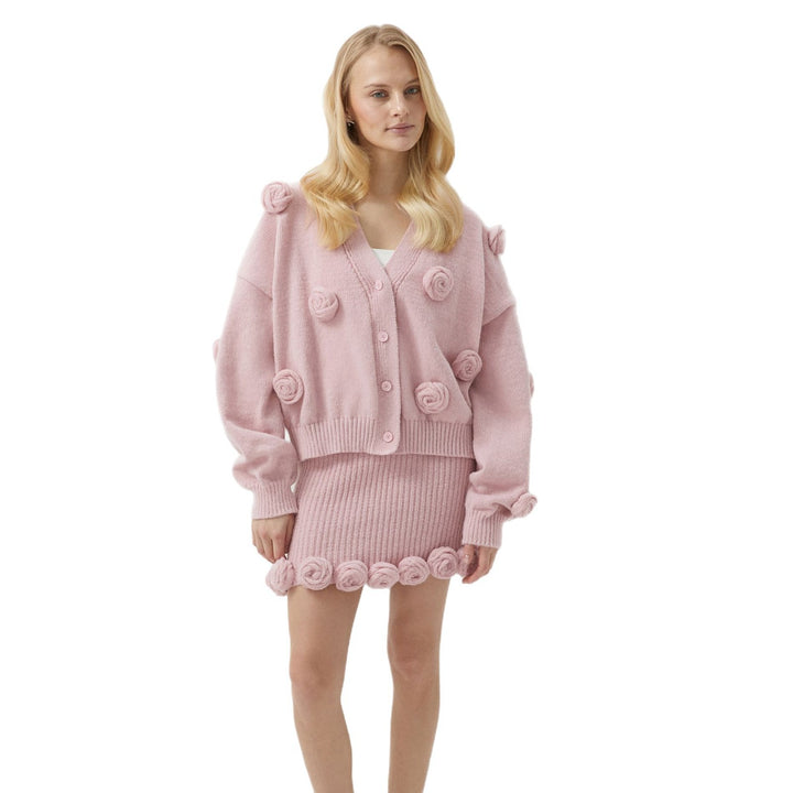Damen Strickjacke mit floralem Design und passendem Rock Drune