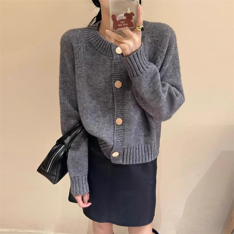 Damen Strickjacke mit dekorativen Knopfdetails und modernem Schnitt Drune