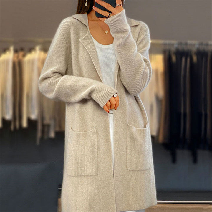 Damen Strickjacke im Oversized-Schnitt mit tiefem V-Ausschnitt und praktischen Taschen Drune