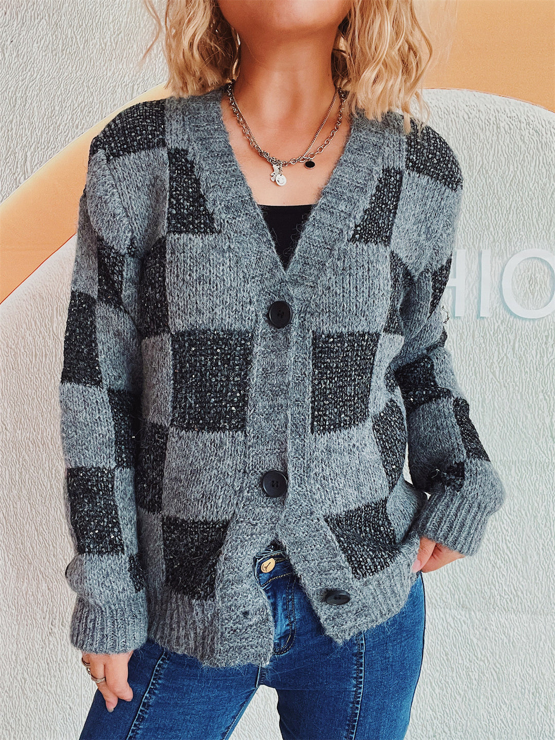Damen lässige Strickjacke mit modernem Karomuster und hochwertigen Knopfdetails Drune