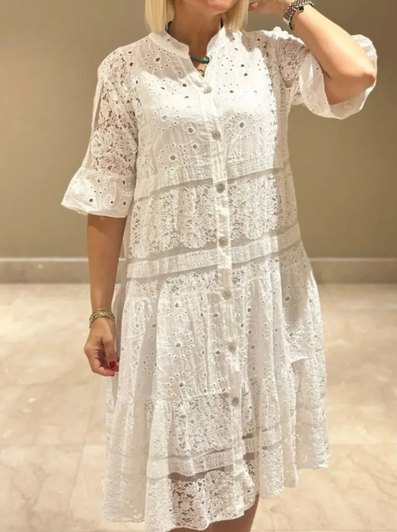 Damen nan romantisches Midikleid mit Broderie-Anglaise, durchgeknöpftem Oberteil, Stehkragen, halblangen Volantärmeln und stufigem Saum Drune
