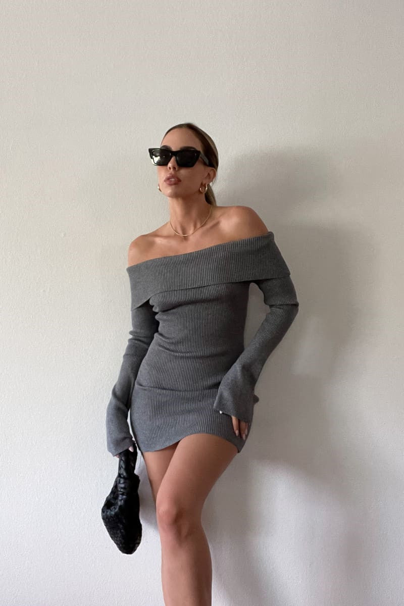 Damen figurbetontes, off-shoulder Strickkleid mit langen Ärmeln Drune