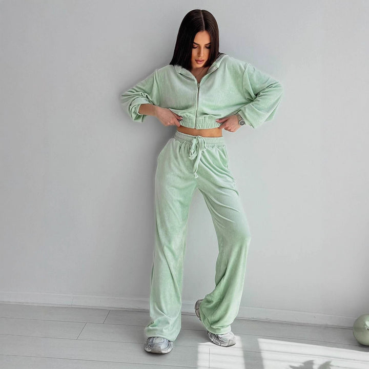 Damen Velours Freizeitanzug mit cropped Oberteil und weitem Bein Drune