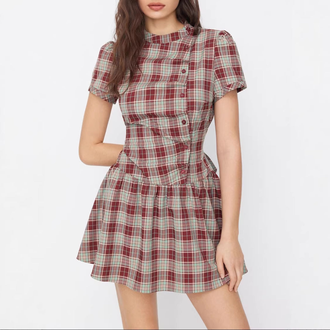 Damen Minikleid mit Knopfdetails und gerafftem Schnitt Drune