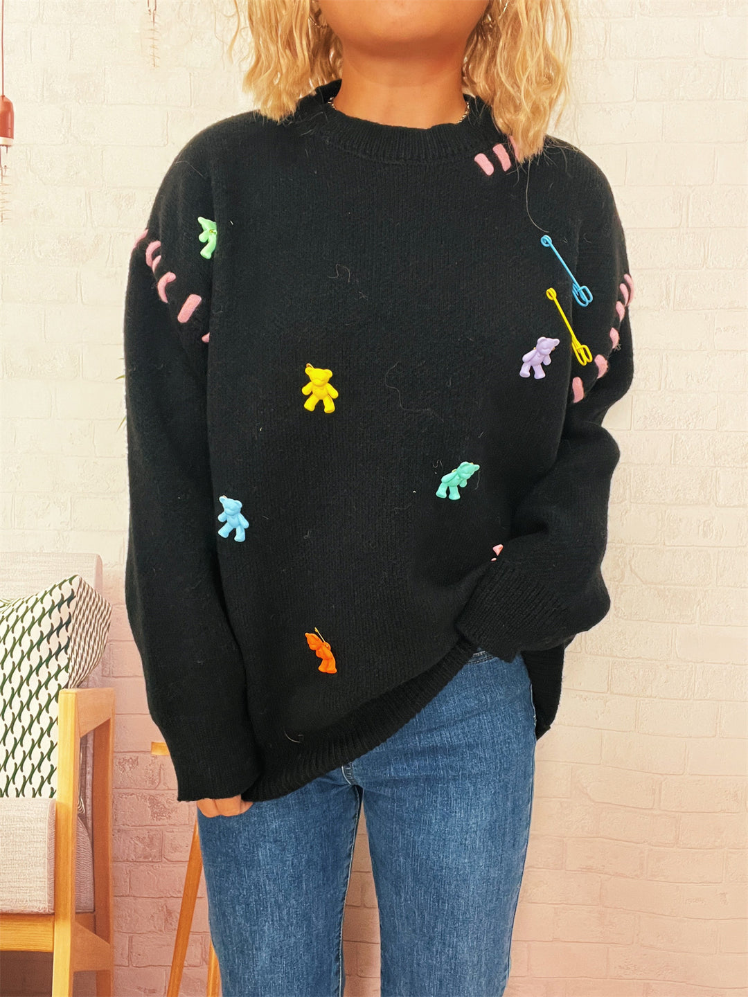 Damen Pullover mit verspieltem Bären-Motiv und dekorativen Applikationen Drune