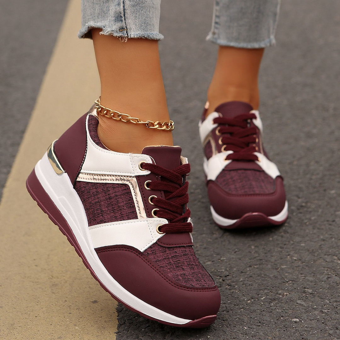 Damen sportive Keil-Sneaker mit strukturiertem Strickmix gepolstertem Komfortfußbett und goldenen Akzenten Drune