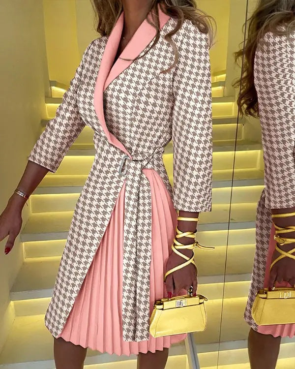 Damen nan Midikleid mit Wickeloptik, plissiertem Rock und tailliertem Gürtel Drune