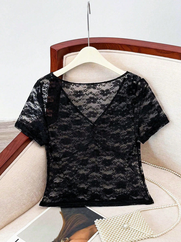 Drune – Feminines Damen-Spitzentop, mit Dekorativen Rüschendetails