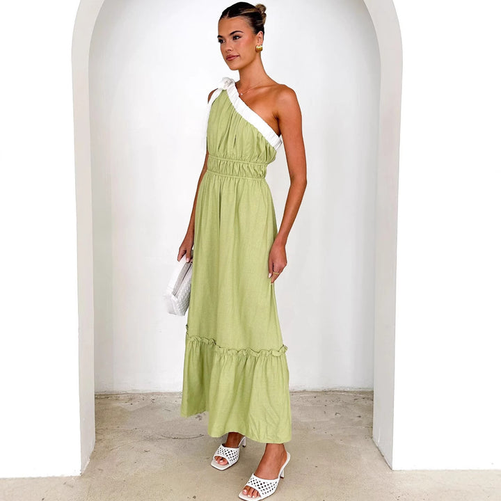 Damen Maxikleid mit asymmetrischem Schulterdesign und fließendem Faltenrock Drune
