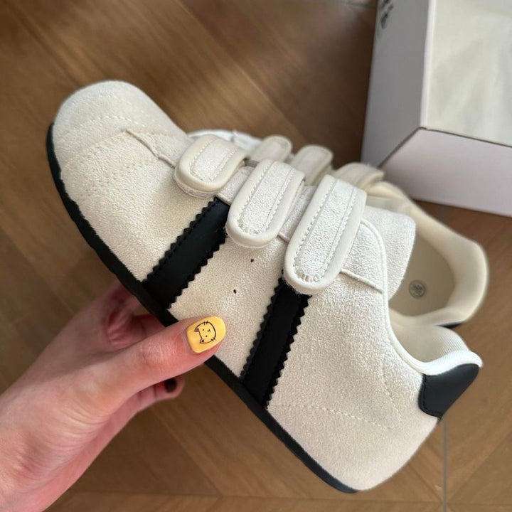 Damen Sneakers mit praktischem Klettverschluss und weichem Wildleder-Obermaterial Drune