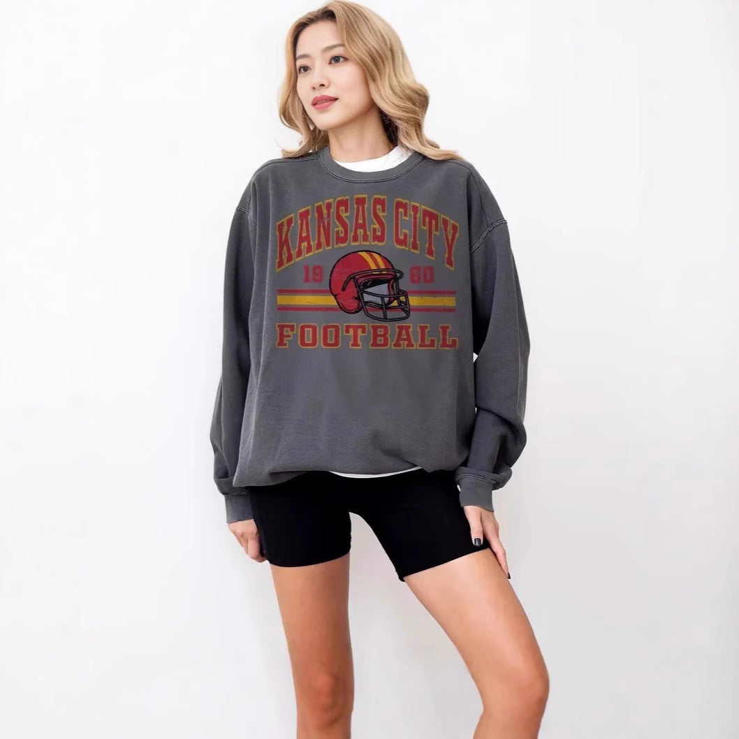 Damen Oversized Sweatshirt mit nostalgischem Football-Motiv Drune