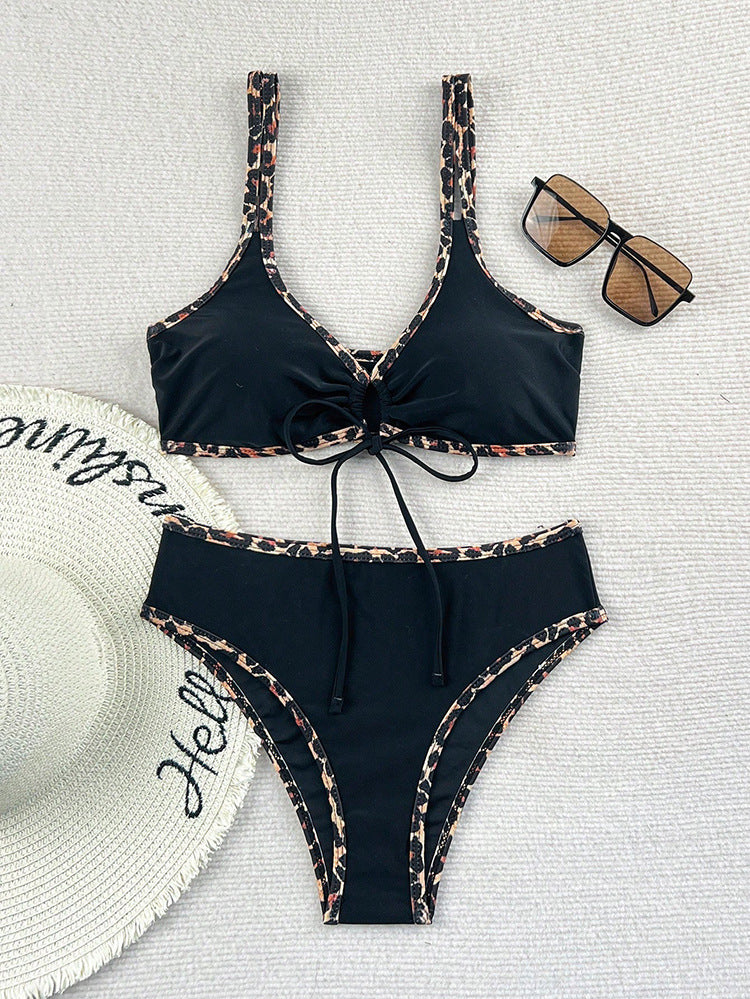 Damen Triangel-Bikini mit modischem Bindeband und animalistischem Fransen-Detail Drune