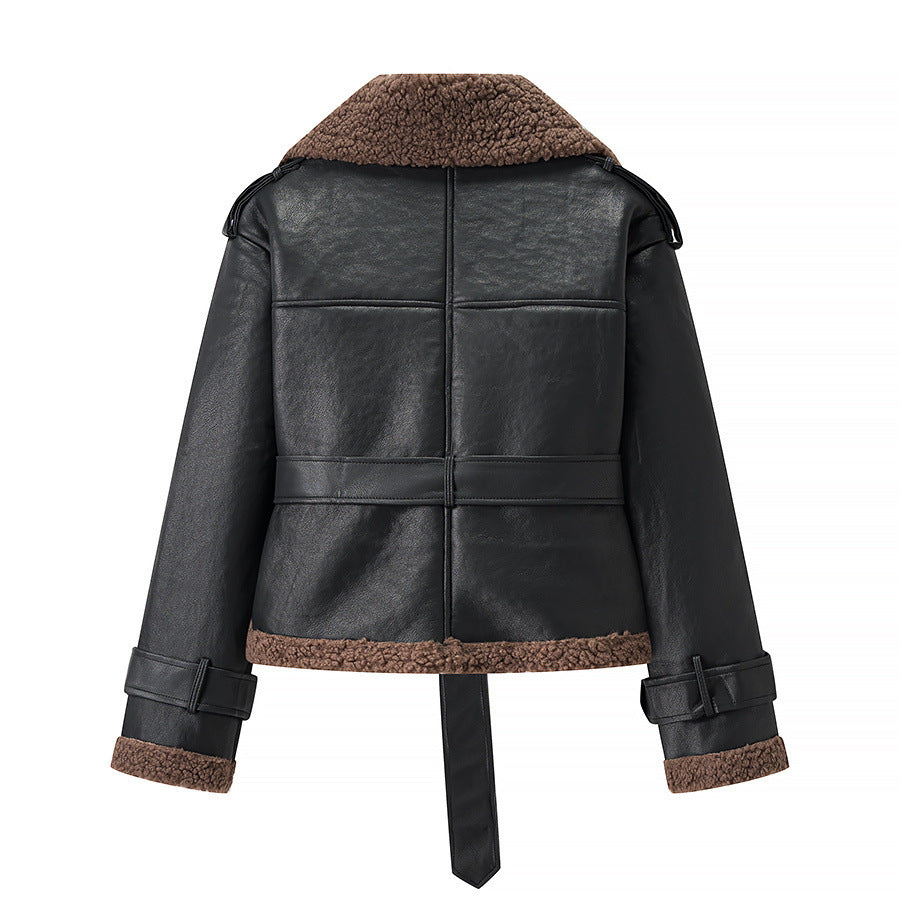 Damen modische Kunstlederjacke mit Teddyfell-Kragen und taillierbarem Gürtel Drune