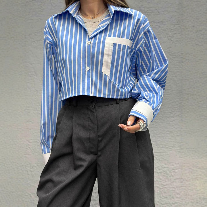 Damen cropped Hemdbluse mit feinen Streifen und kontrastierender Brusttasche Drune