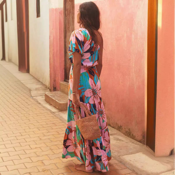Damen Maxikleid mit raffiniertem One-Shoulder-Design und voluminösem Saum Drune