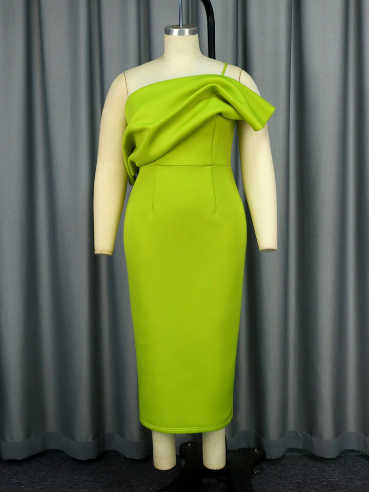 Damen Elegantes Maxikleid mit asymmetrischem Design und Drapierung Drune