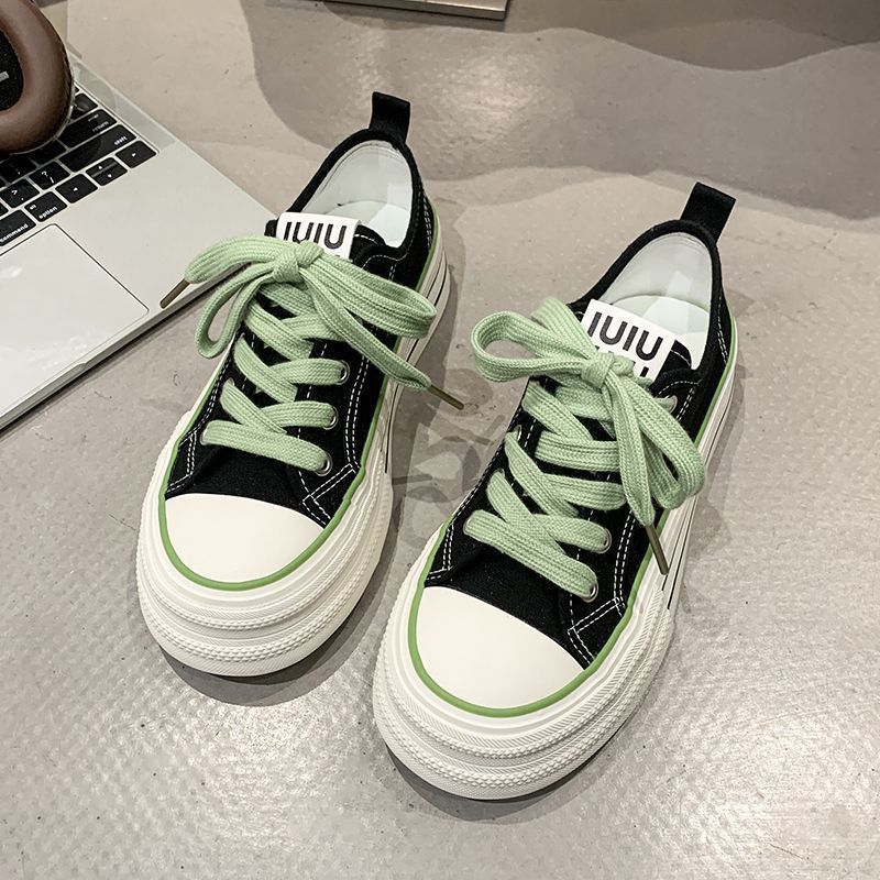 Damen Canvas Sneakers mit kontrastierenden Details und bequemen Schnürsenkeln Drune