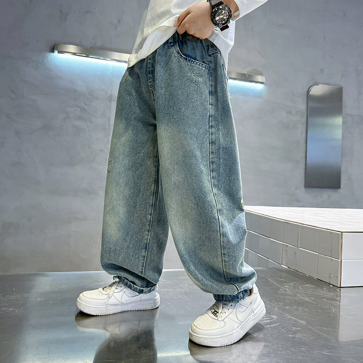 Jungen lässige Denim-Jeans mit buntem Comic-Design Drune