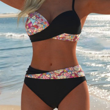 Damen Bandeau-Bikini mit hoch taillierten Höschen und lebhaftem Paisleymuster Drune