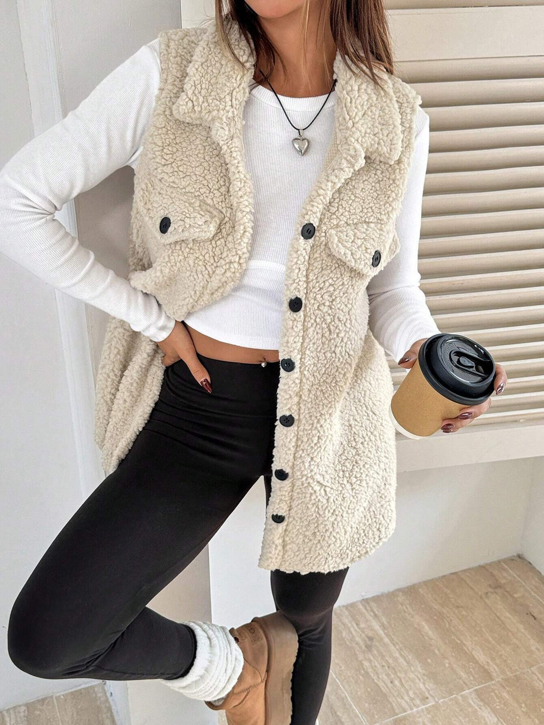 Damen Weiche Weste aus Teddystoff mit praktischen Taschen Drune