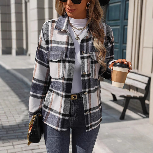 Damen Karierte Flanelljacke mit bequemem Schnitt und praktischen Taschen Drune