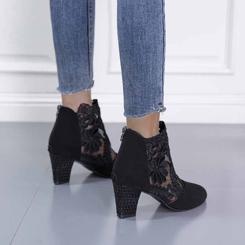 Damen Elegante Schnürstiefeletten mit floraler Spitze und trendigem Blockabsatz Drune