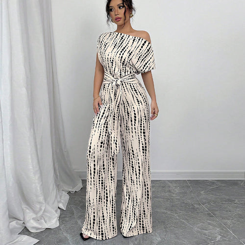Damen Eleganter Jumpsuit mit asymmetrischem Ausschnitt und floralen Rüschen Drune