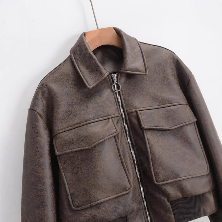 Damen cropped Kunstlederjacke mit aufgesetzten Taschen Drune