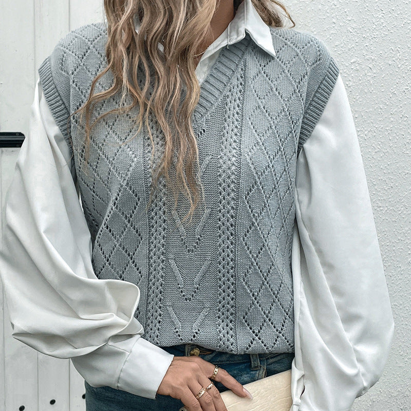 Damen Strickpullover mit V-Ausschnitt und dekorativem Zopfmuster Drune