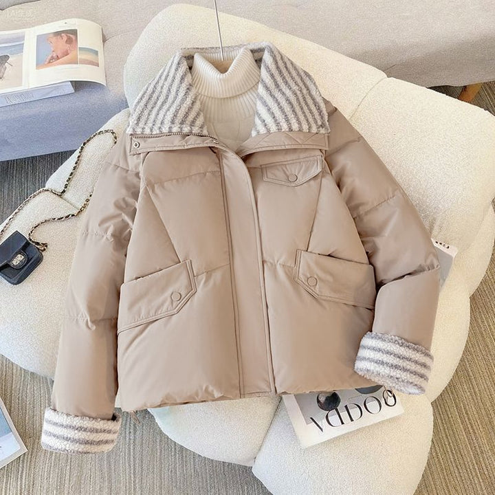 Damen Modische kurz geschnittene Winterjacke mit detailverliebt gestaltetem Kragen Drune