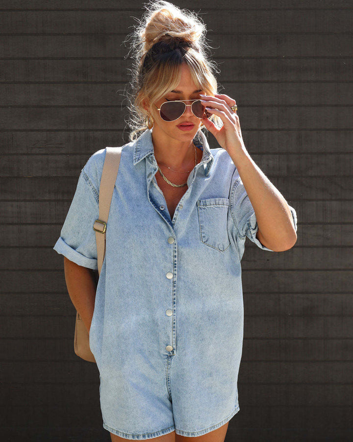 Damen Denim Playsuit mit lässigem Kurzarmdesign und praktischen Taschen Drune