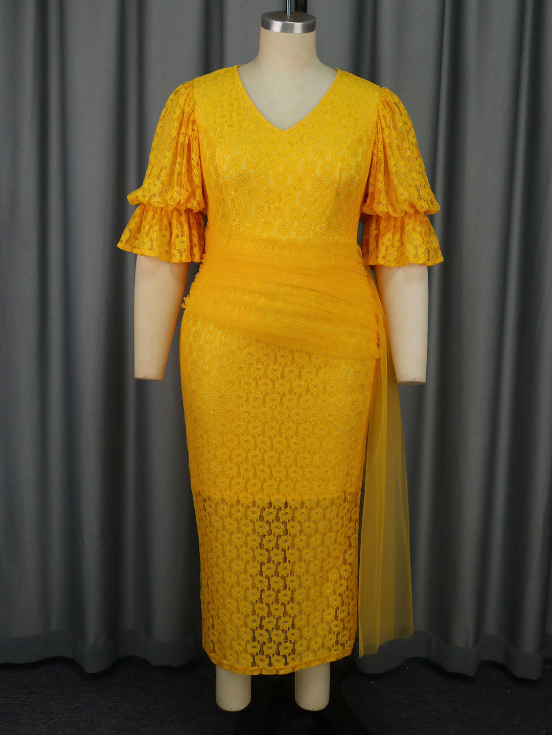 Damen elegantes Spitzenteil Kleid mit voluminösen Rüschensäumen Drune