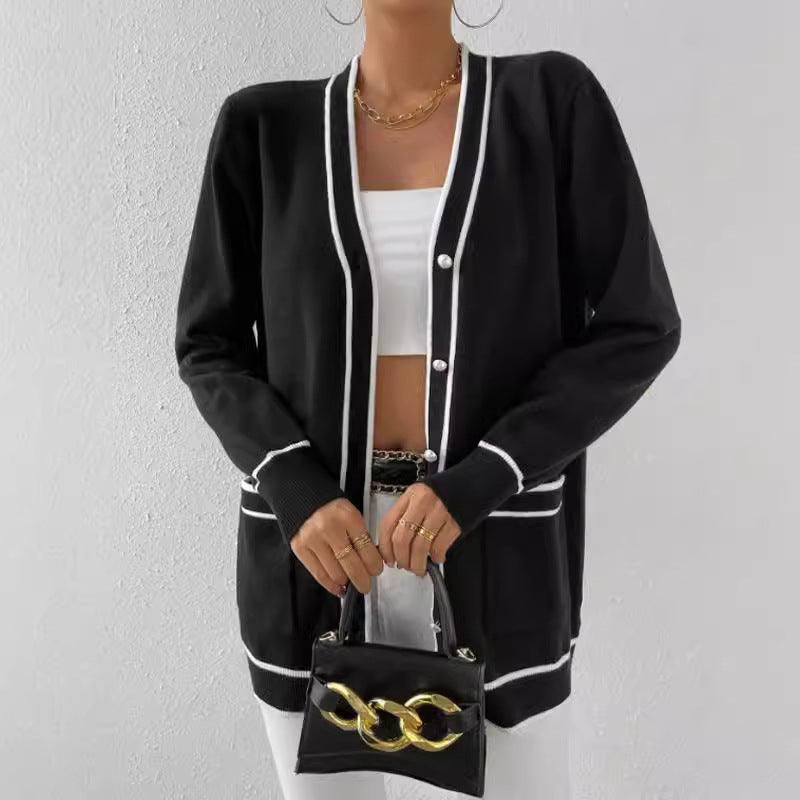 Damen Luxuriöse Strickjacke mit kontrastierenden Säumen Drune