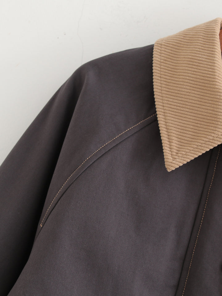 Damen modische Jacke mit kordelisiertem Kragen und praktischen Taschen Drune