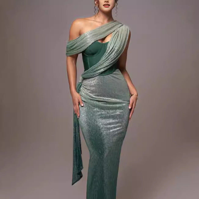 Damen Glamouröses Maxi-Abendkleid mit asymmetrischem Ausschnitt und schimmerndem Drapierungsdesign Drune