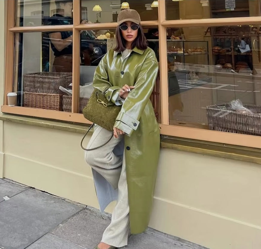 Damen Übergangs-Trenchcoat aus glänzendem Kunstleder mit hohem Kragen Drune