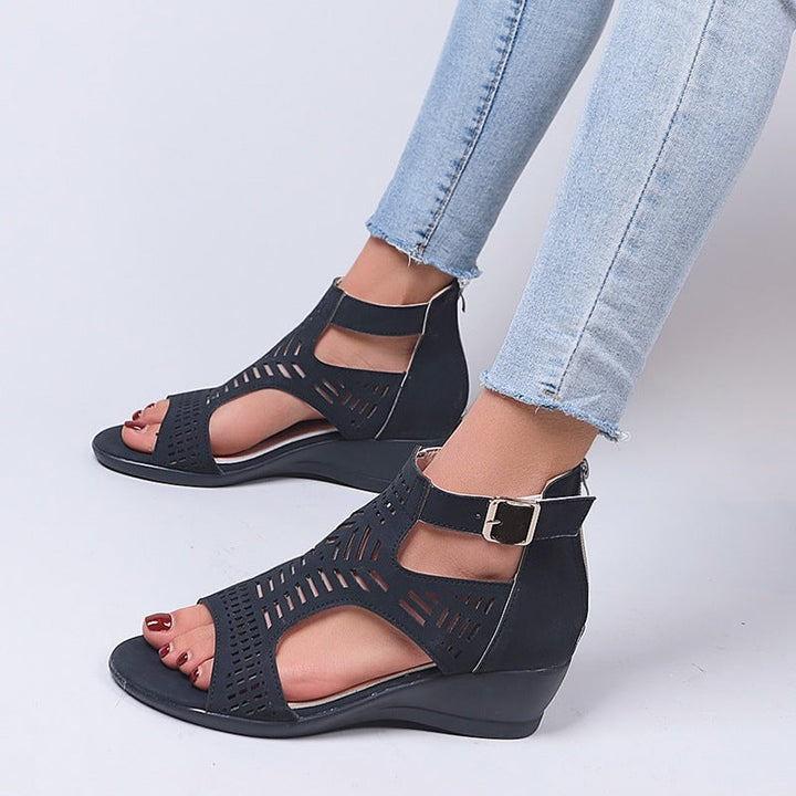 Damen Keil-Sandalen mit modischem Lochdesign und verstellbarem Riemen Drune